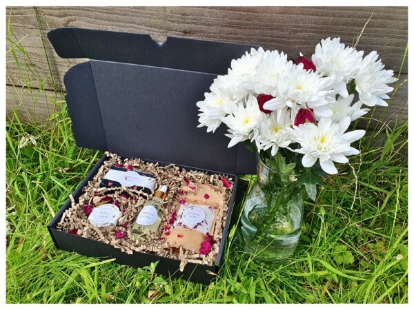 'Unwind & Cleanse' Rose Spa Gift Box - Image 3